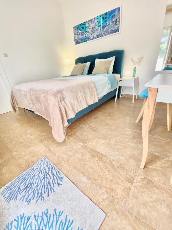 Mamma Mia Apartments-City Center Hvar Town Buitenkant foto