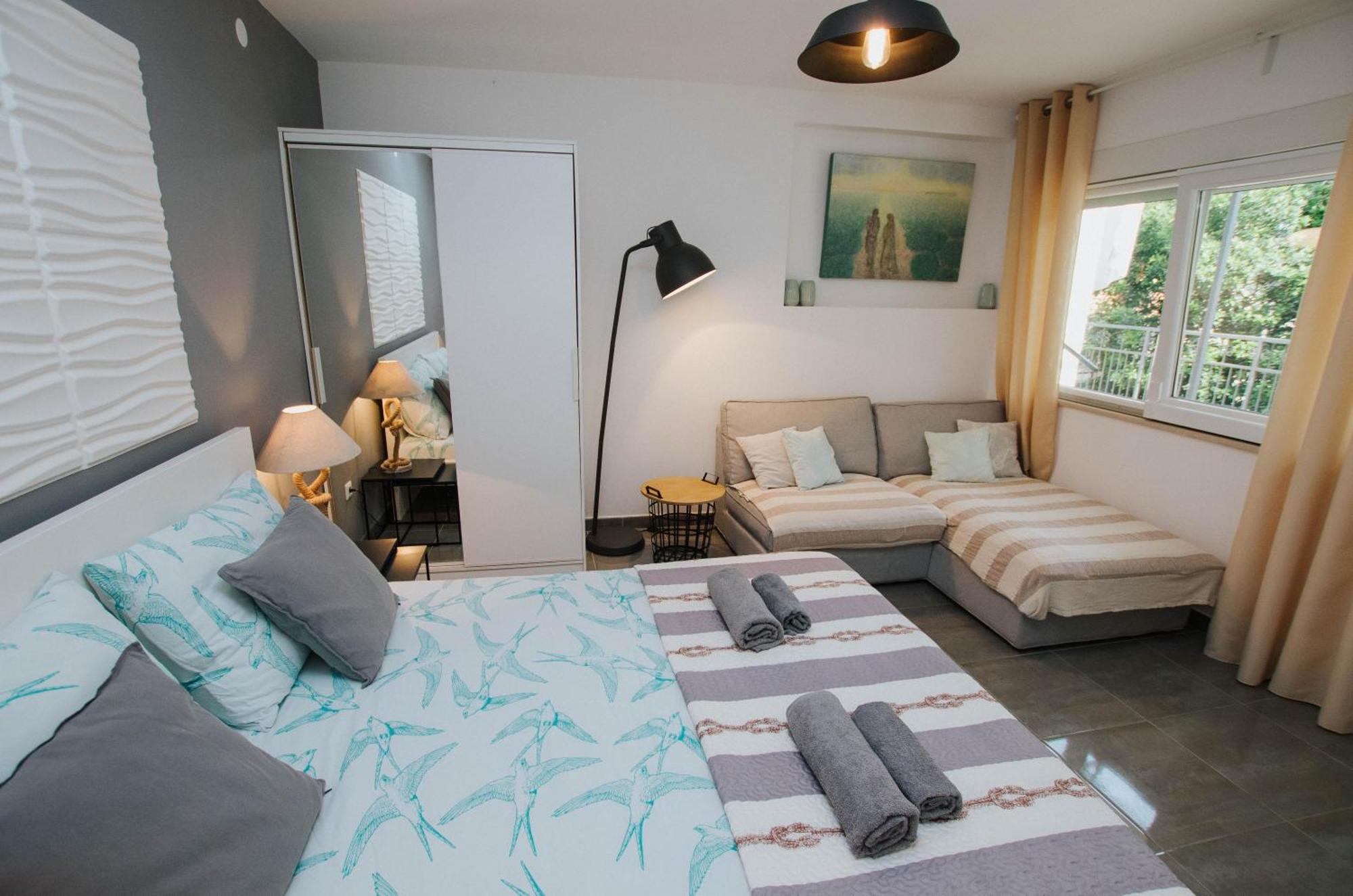 Mamma Mia Apartments-City Center Hvar Town Buitenkant foto