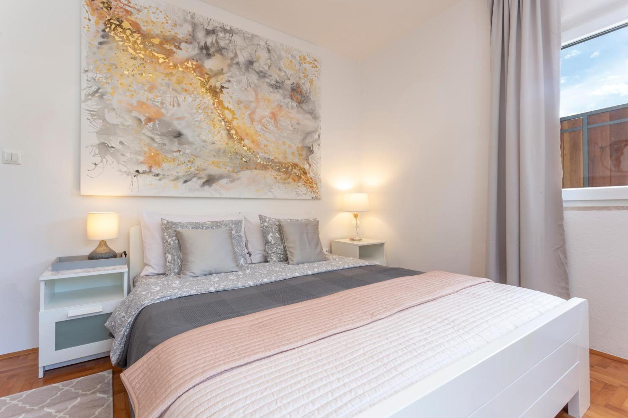 Mamma Mia Apartments-City Center Hvar Town Buitenkant foto