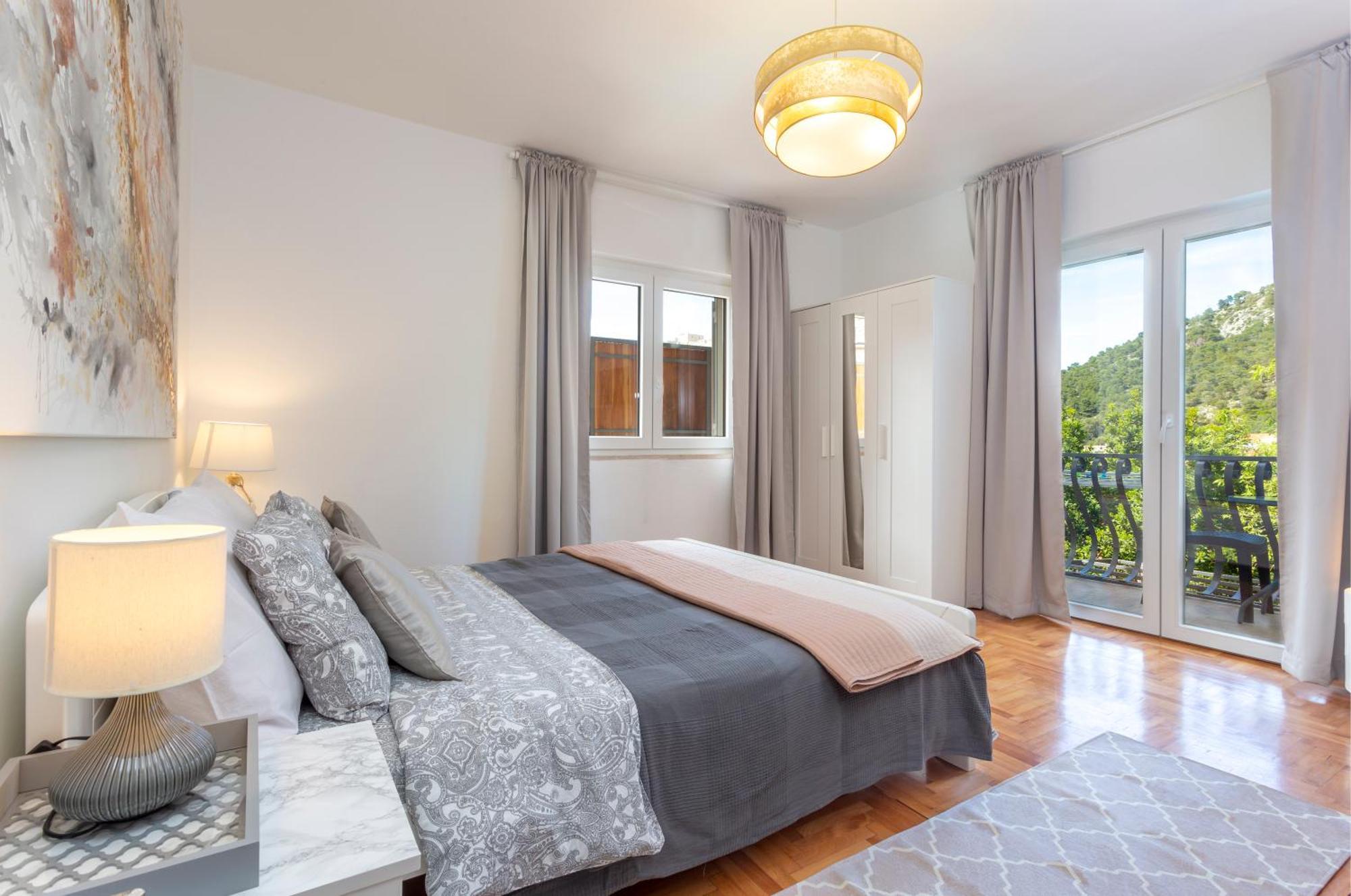 Mamma Mia Apartments-City Center Hvar Town Buitenkant foto