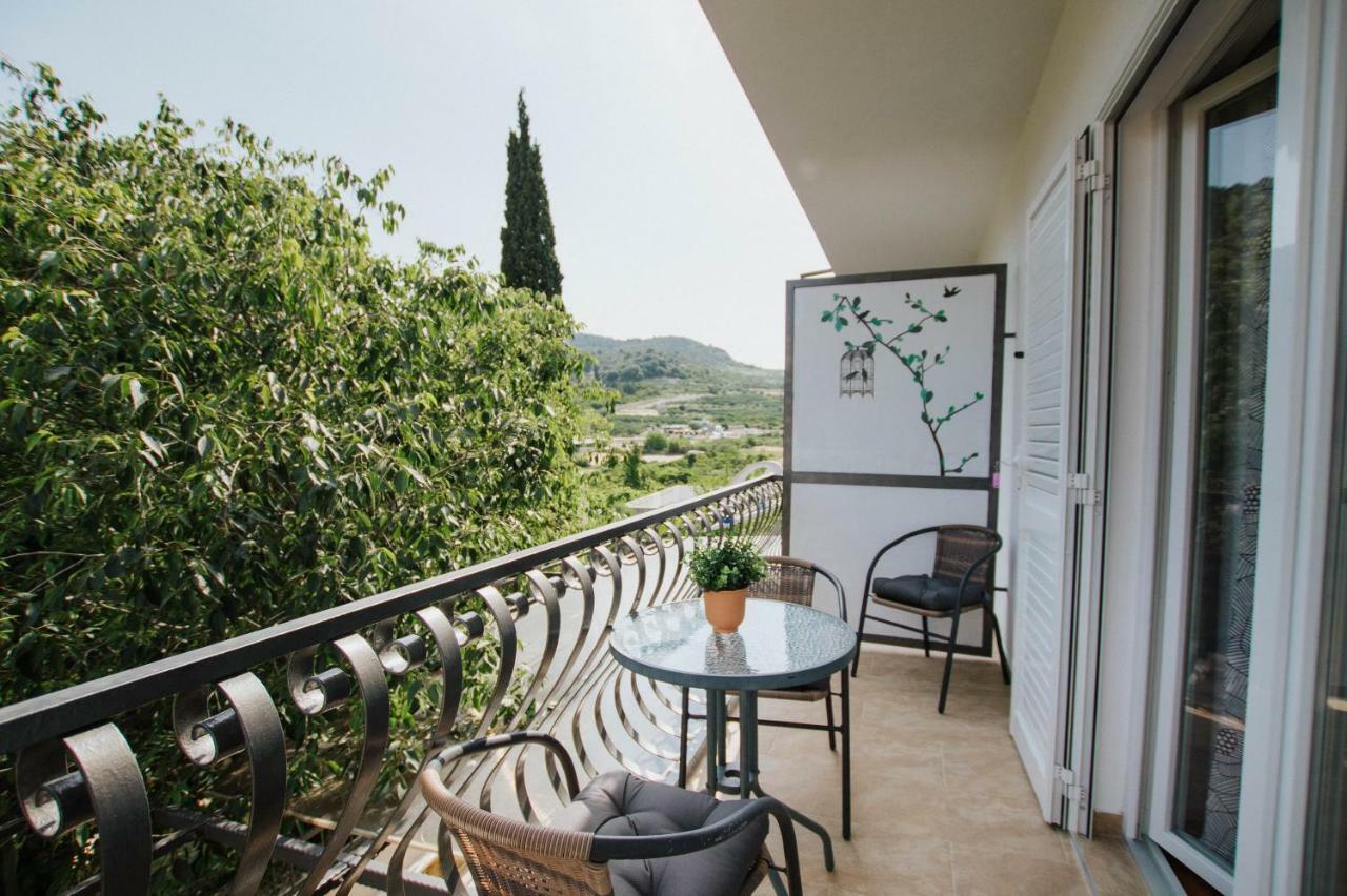 Mamma Mia Apartments-City Center Hvar Town Buitenkant foto
