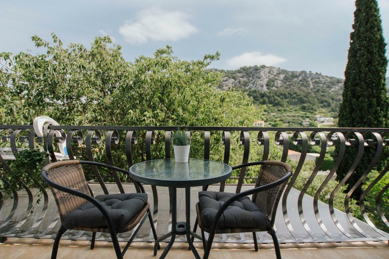 Mamma Mia Apartments-City Center Hvar Town Buitenkant foto