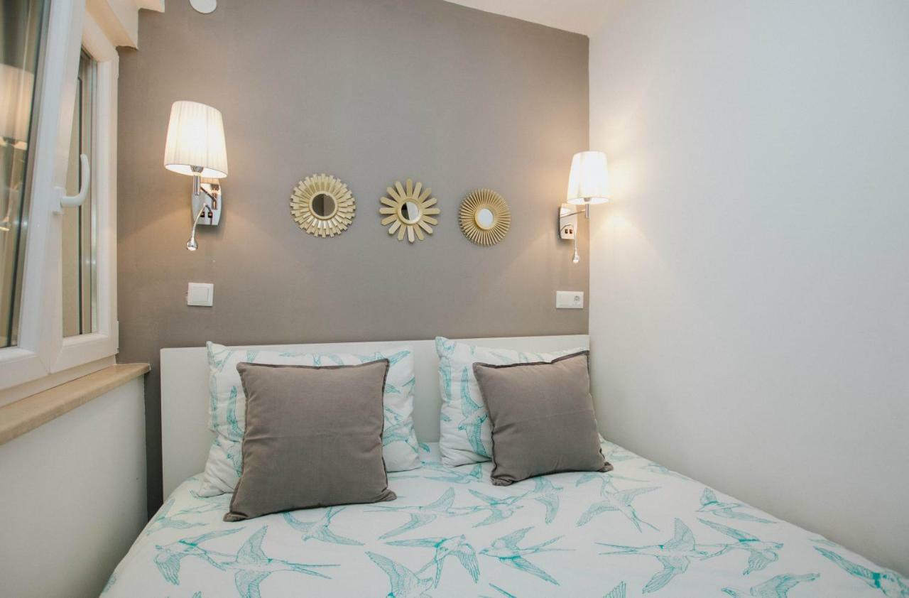 Mamma Mia Apartments-City Center Hvar Town Buitenkant foto