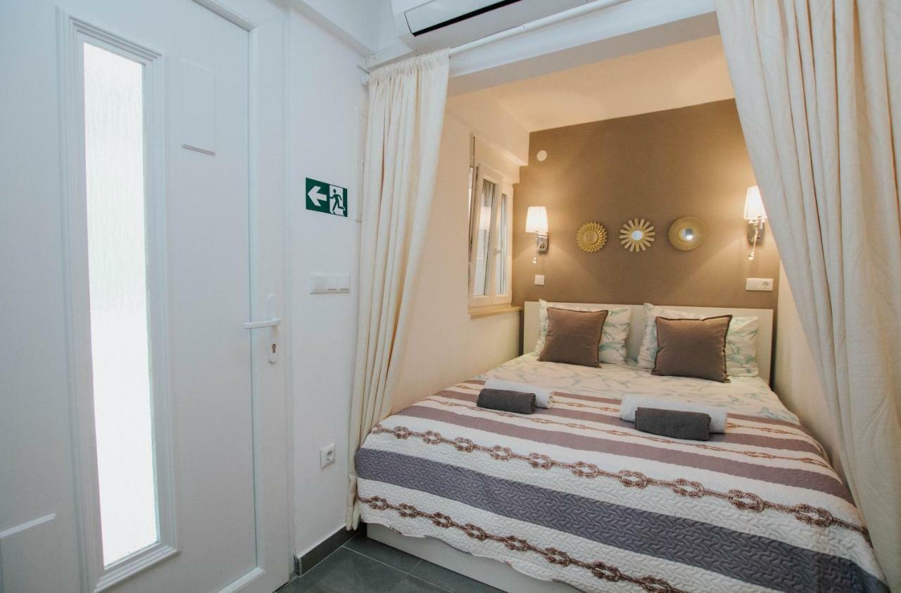 Mamma Mia Apartments-City Center Hvar Town Buitenkant foto